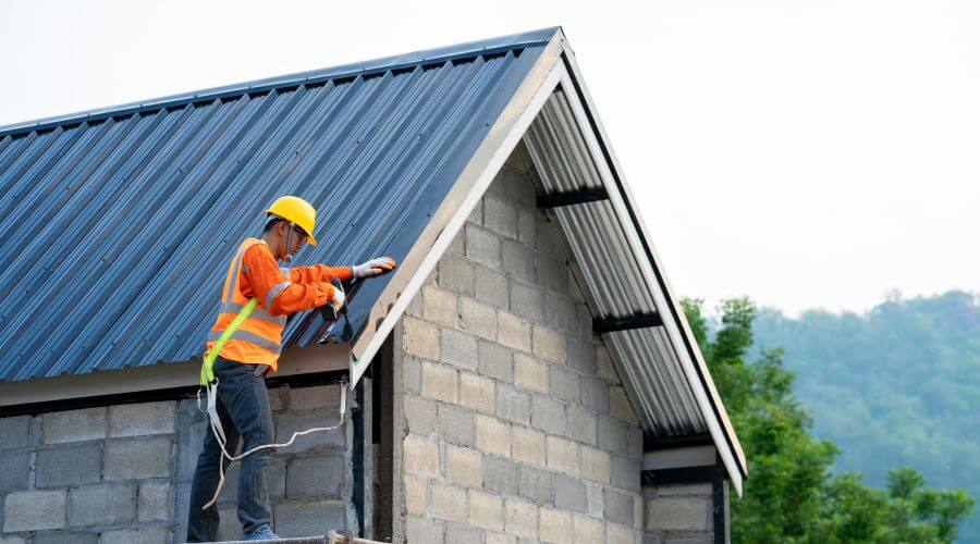 Expert new roof installation services in Loretto, KY